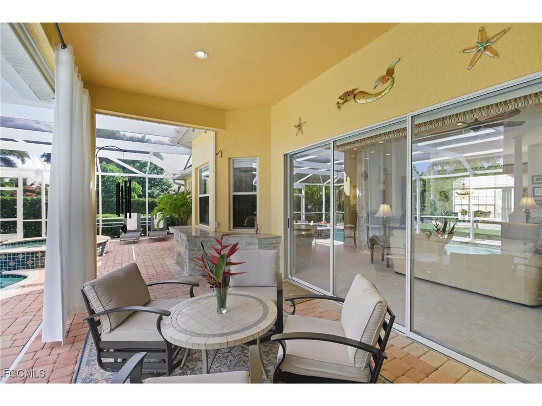 9836 Los Altos Court Fort Myers FL 33919 2025017762 image9