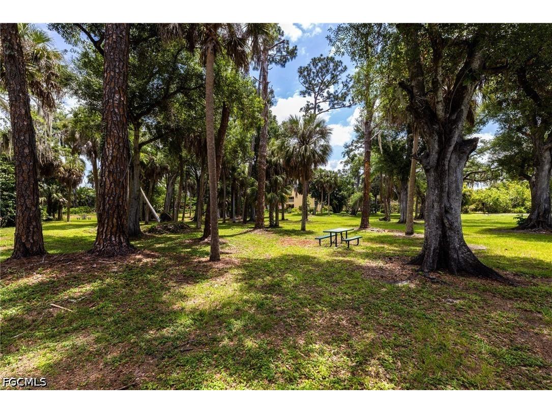 9836 Los Altos Court Fort Myers FL 33919 2026024444 image35
