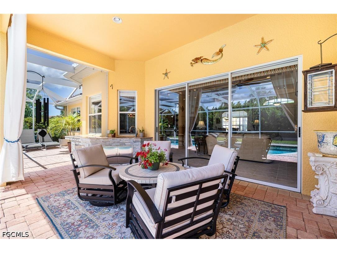 9836 Los Altos Court Fort Myers FL 33919 2026024444 image4