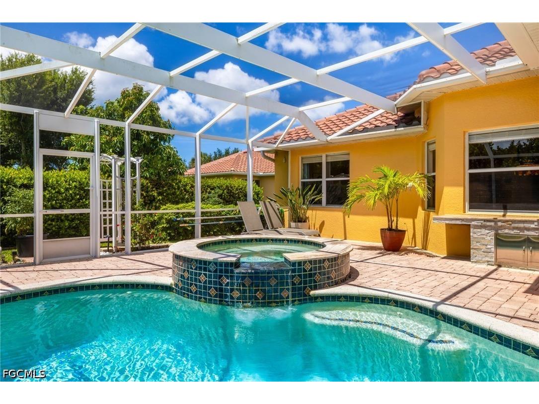 9836 Los Altos Court Fort Myers FL 33919 2026024444 image9