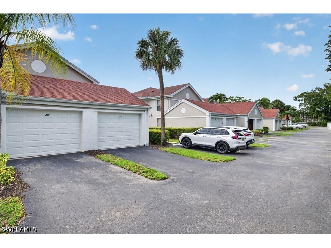 9836 Luna Circle #F-204 Naples FL 34109 226020338 image2