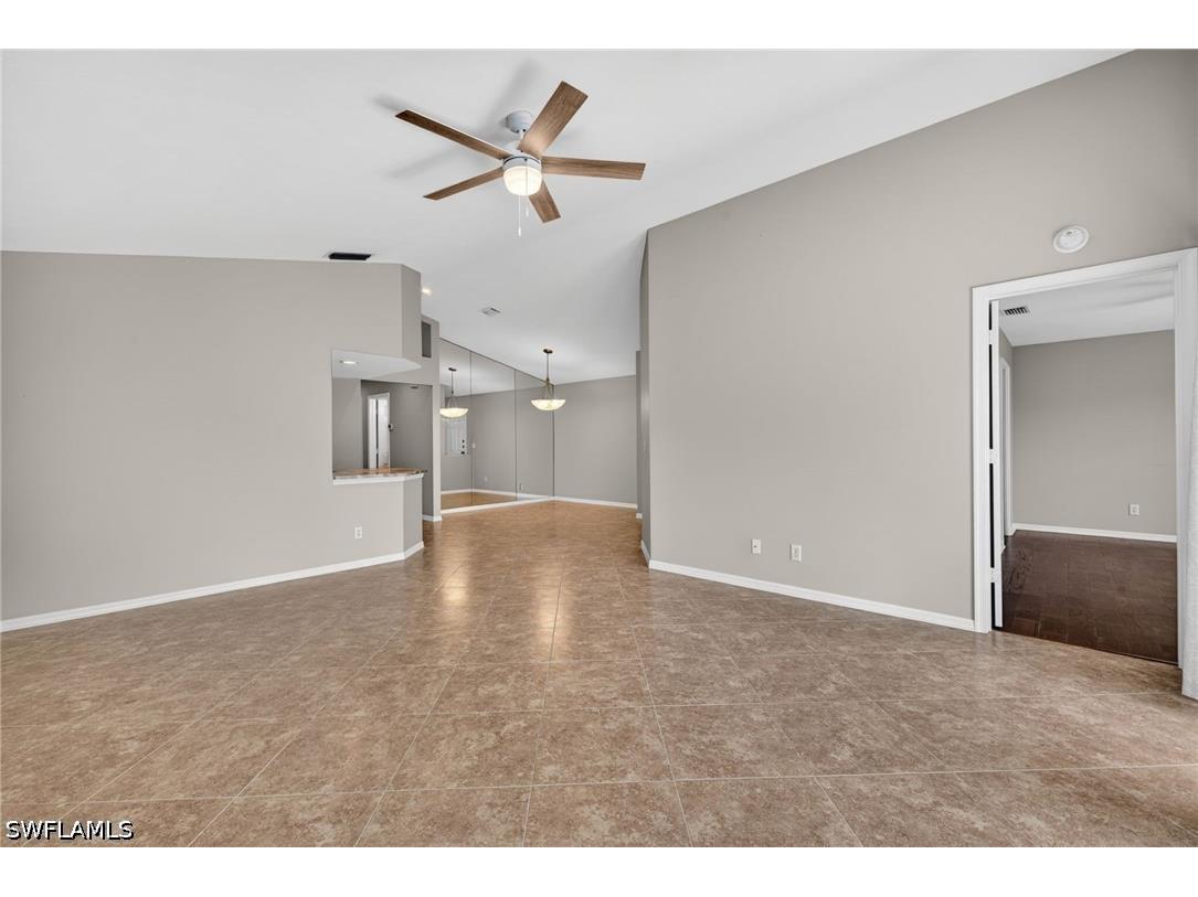 9836 Luna Circle #F-204 Naples FL 34109 226020338 image5