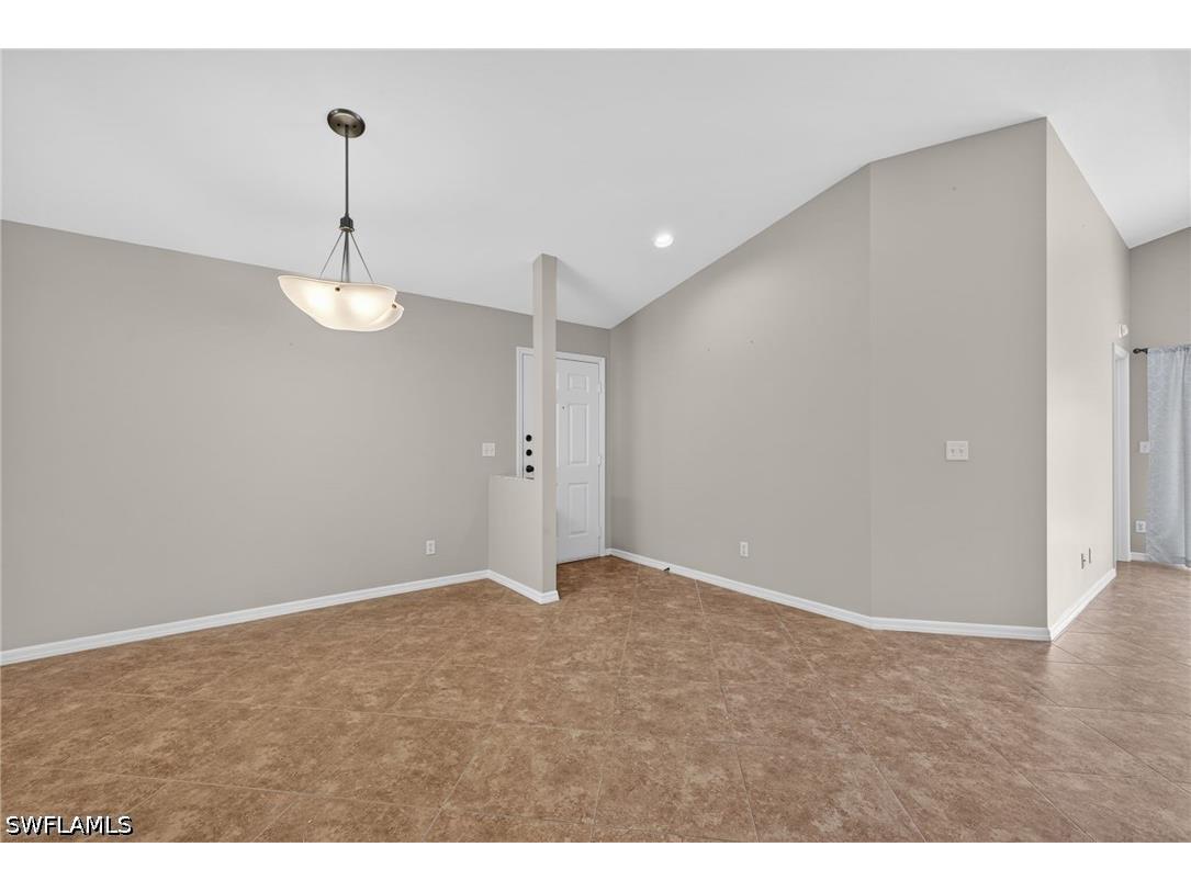 9836 Luna Circle #F-204 Naples FL 34109 226020338 image8