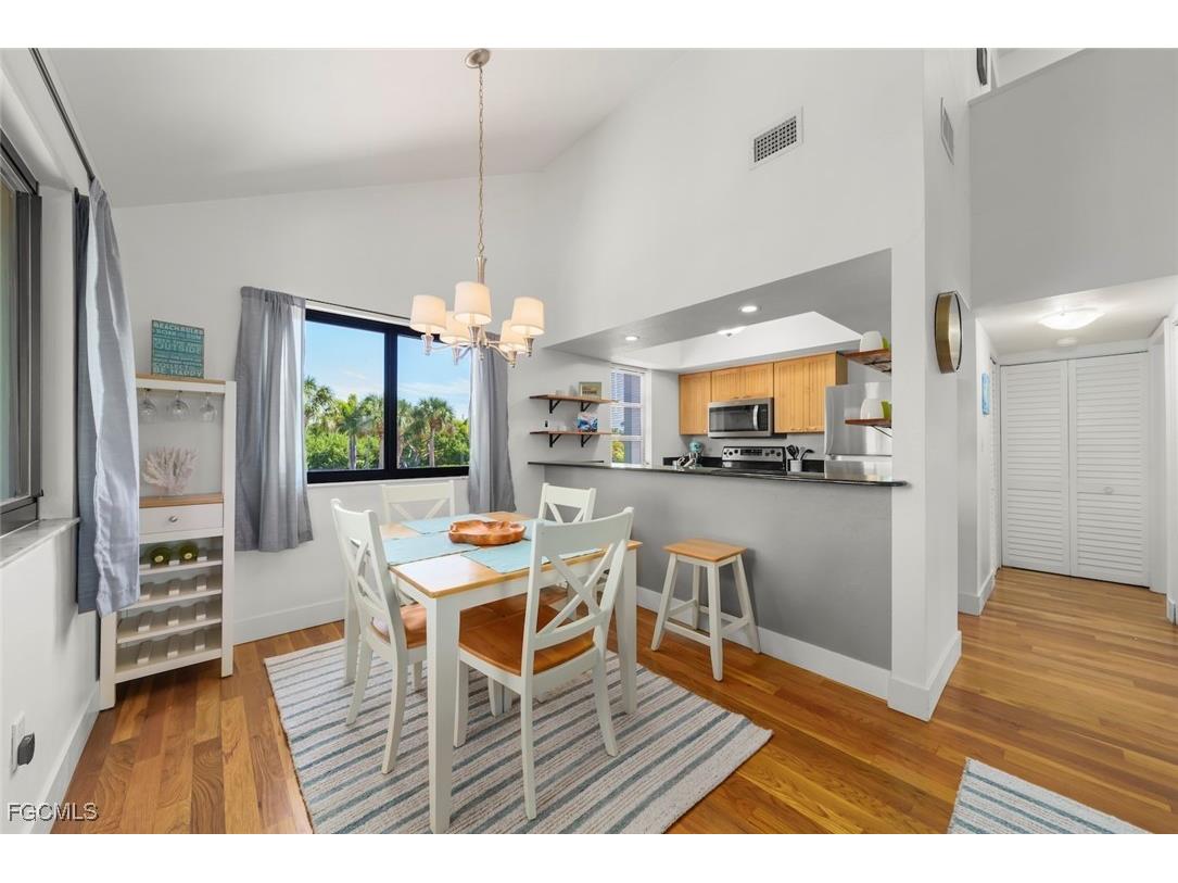 984 Greenwood Court S Sanibel FL 33957 2025019903 image13