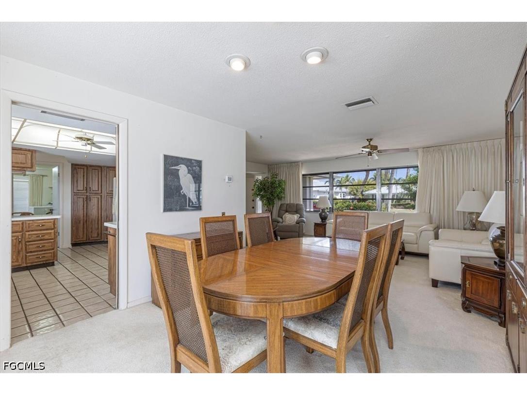 9841 Cypress Lake Drive Fort Myers FL 33919 2026018035 image16