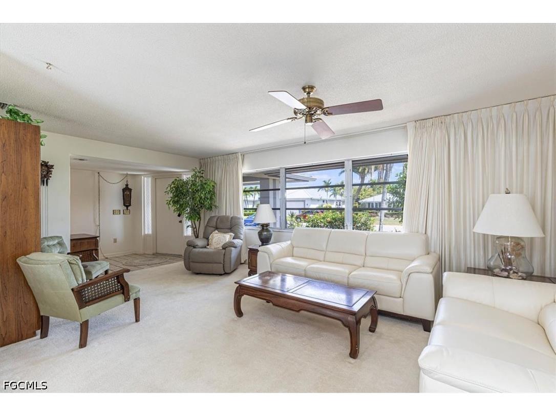 9841 Cypress Lake Drive Fort Myers FL 33919 2026018035 image19