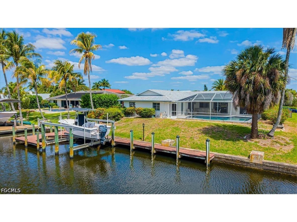 9841 Cypress Lake Drive Fort Myers FL 33919 2026018035 image5