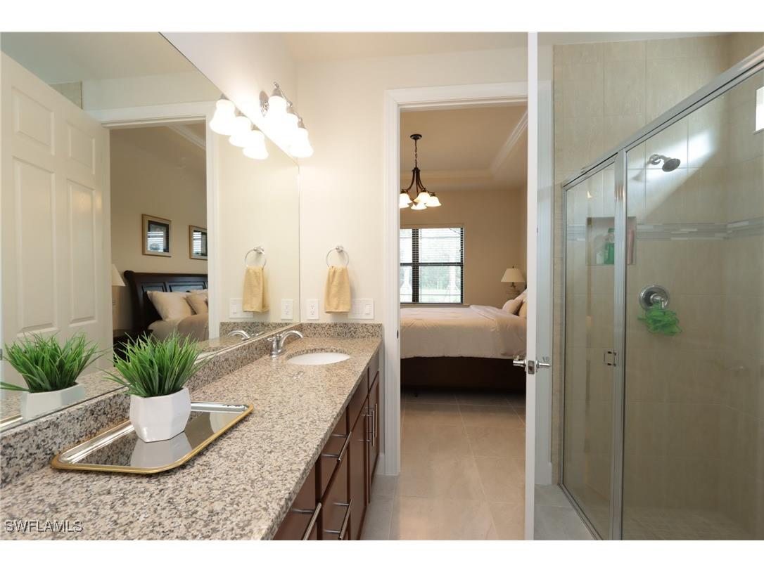 9842 Everglades Drive Naples FL 34120 225078327 image10