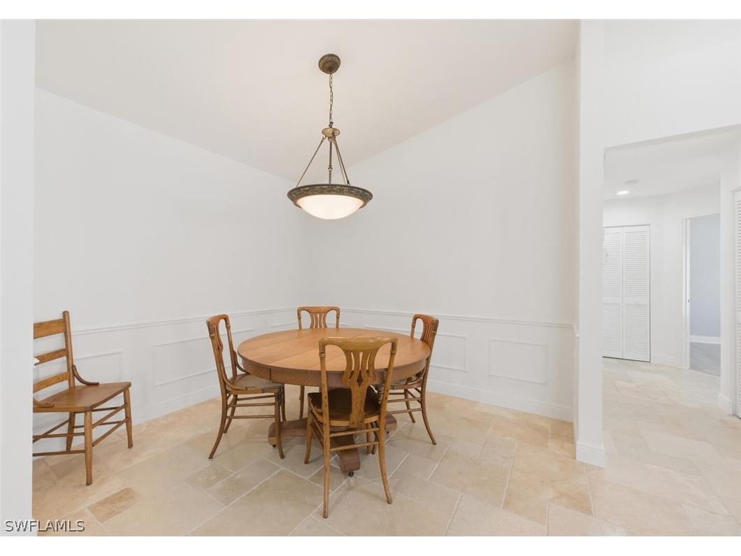 9844 Luna Circle #201D Naples FL 34109 226009404 image26