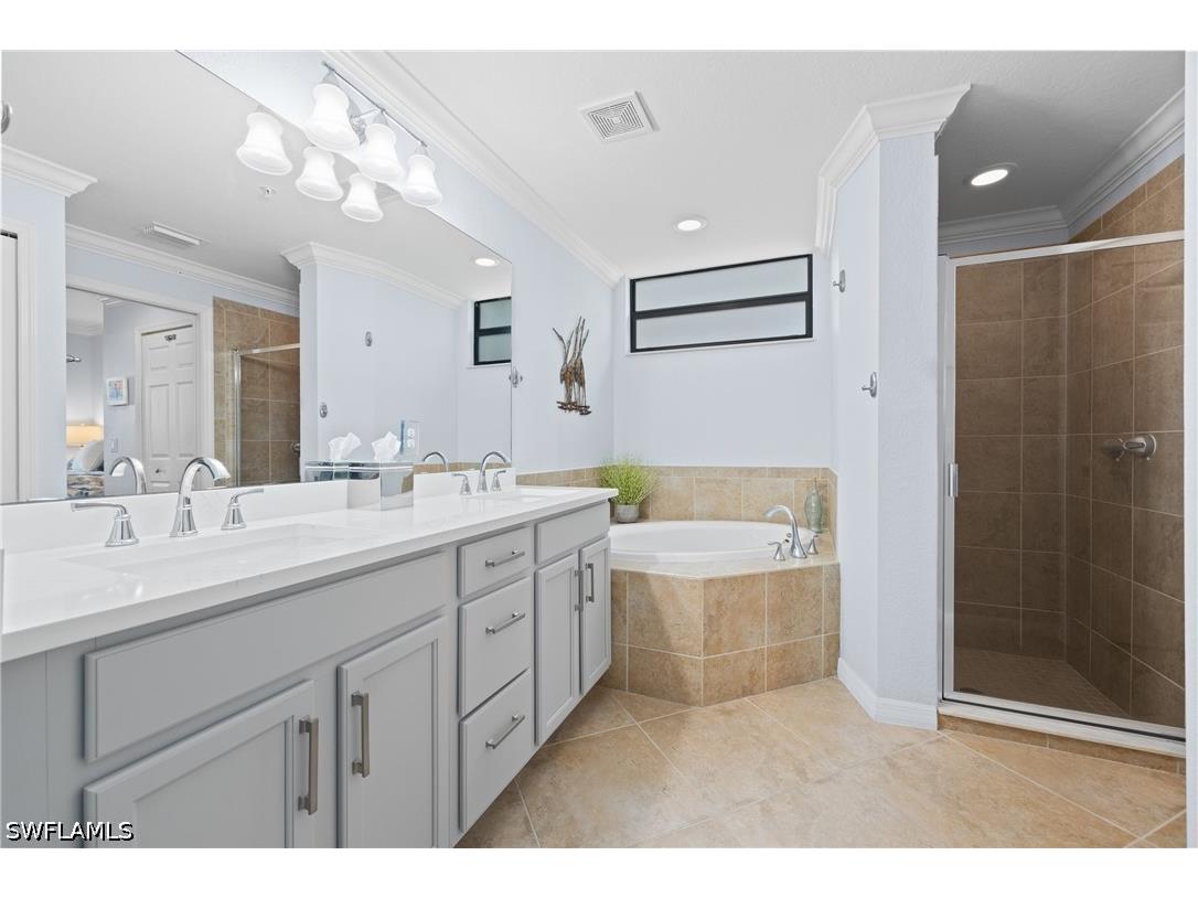 9844 Venezia Circle #711 Naples FL 34113 226018696 image20