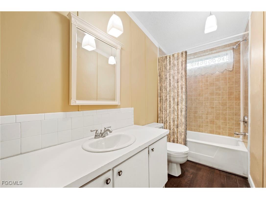 9849 Creekwood Lane Fort Myers FL 33905 2025010070 image20