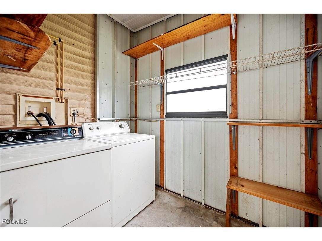 9849 Creekwood Lane Fort Myers FL 33905 2025010070 image21