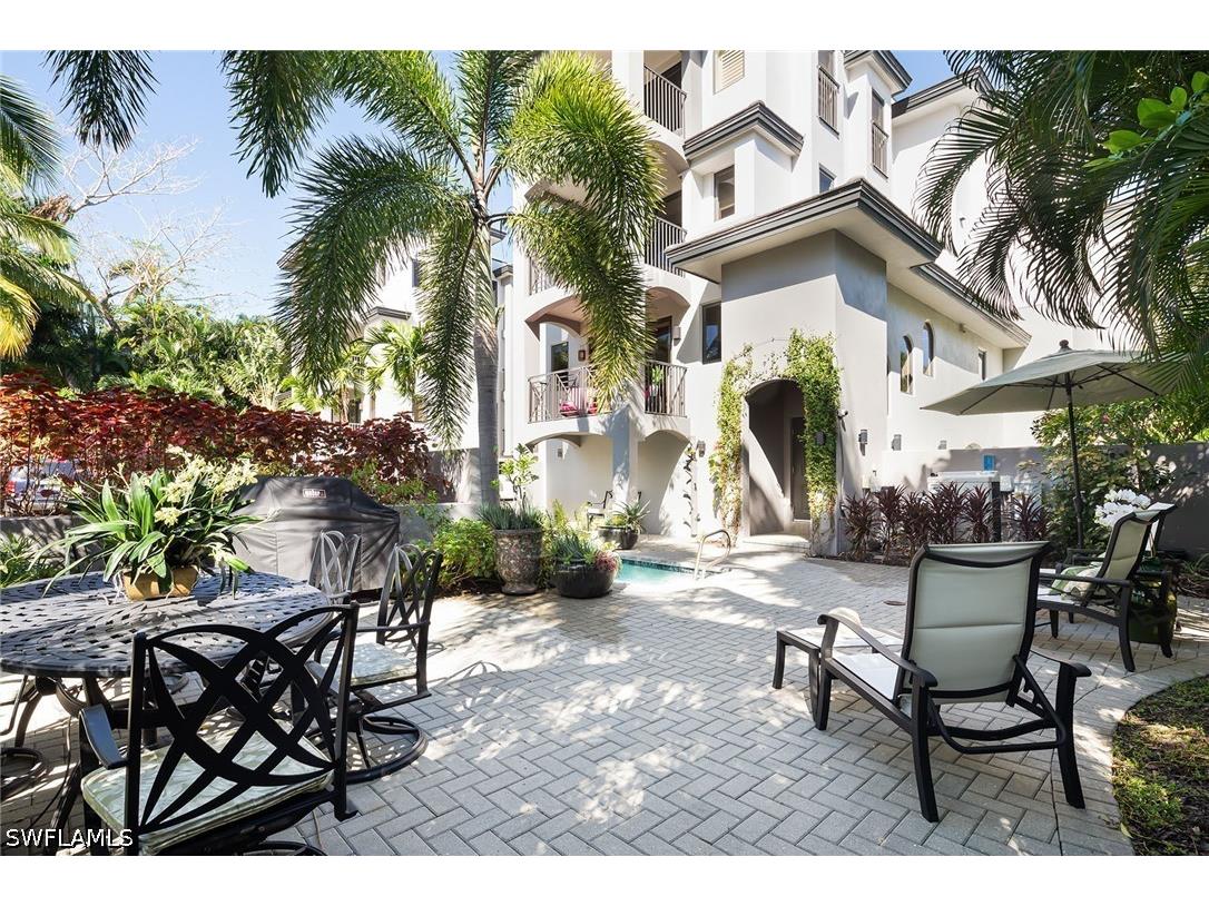 985 8th Avenue S #102 Naples FL 34102 226016434 image25