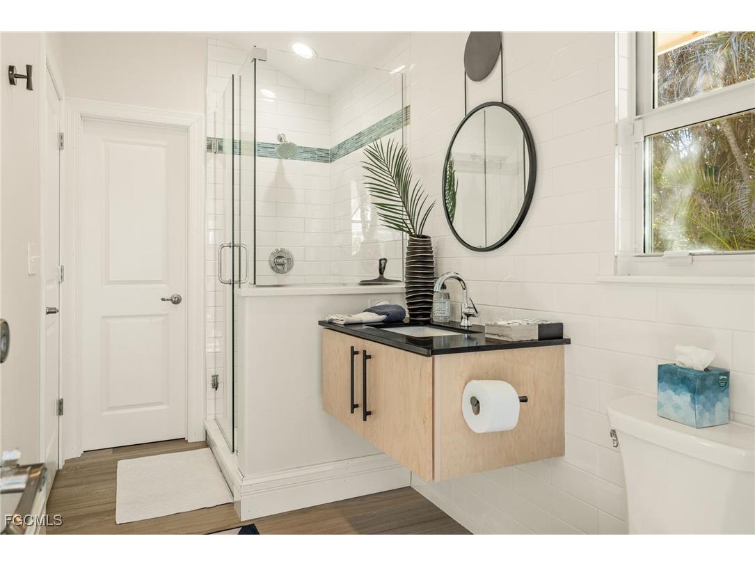 985 Oyster Court Sanibel FL 33957 2025017608 image22