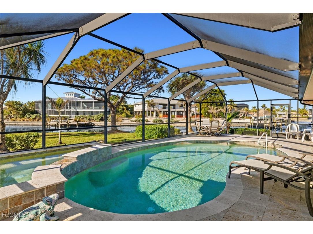 985 Oyster Court Sanibel FL 33957 2025017608 image28