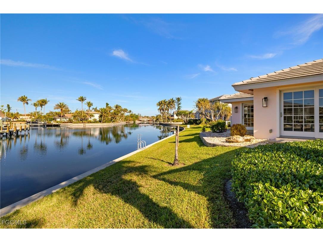 985 Oyster Court Sanibel FL 33957 2025017608 image33
