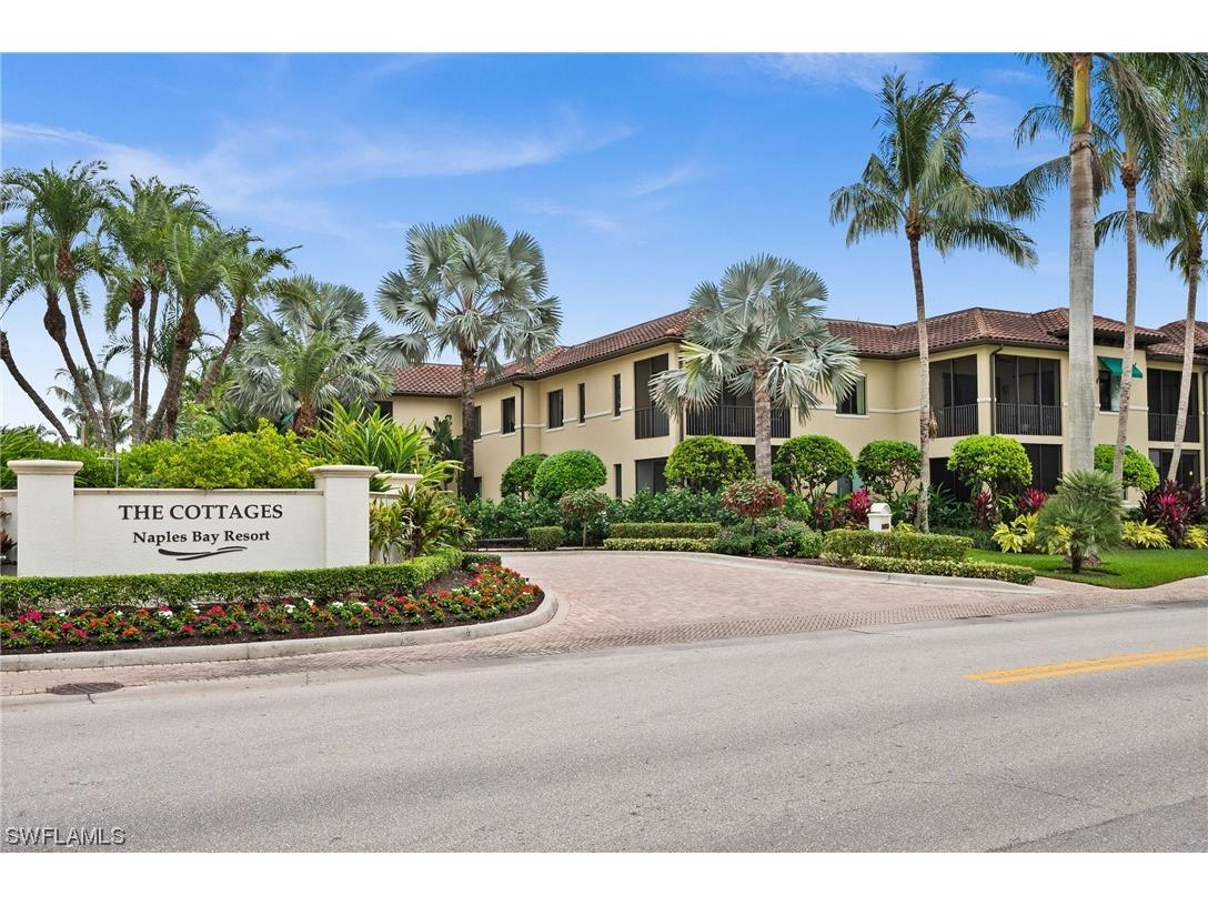 985 Sandpiper Street #I-203 Naples FL 34102 223085243 image1