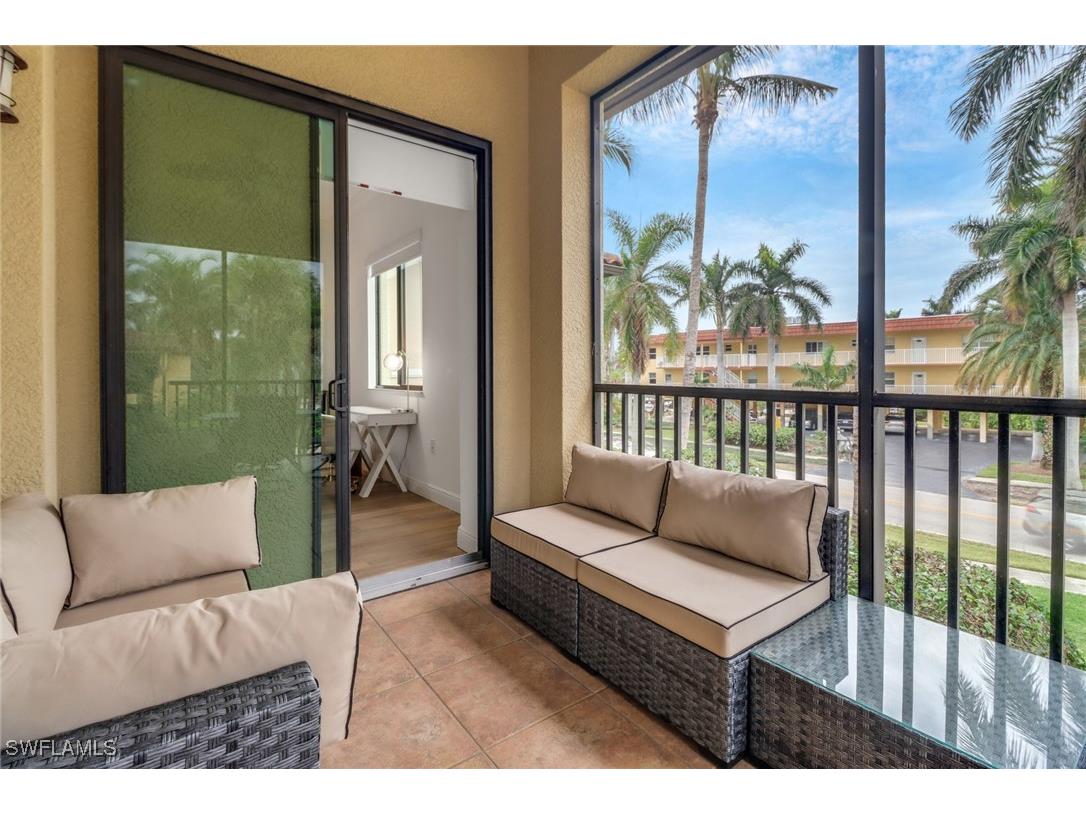 985 Sandpiper Street #I204 Naples FL 34102 225065814 image18