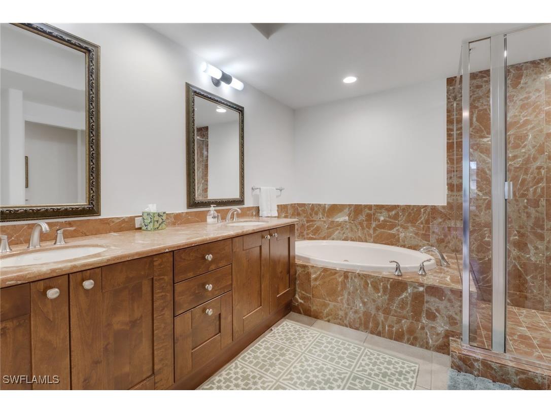 985 Sandpiper Street #I204 Naples FL 34102 225065814 image21