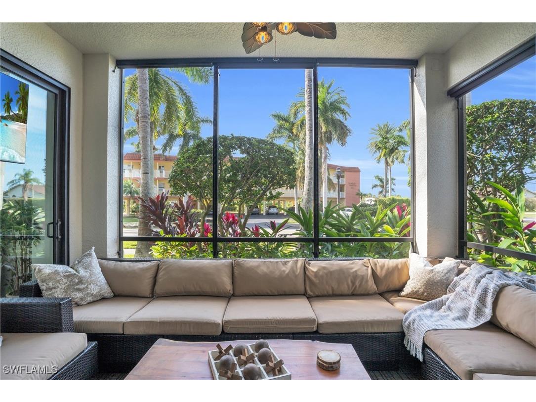 985 Sandpiper Street SW #I103 Naples FL 34102 226001336 image2