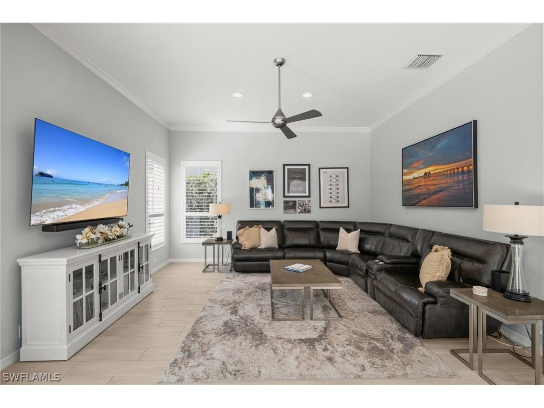 985 Spanish Moss Trail Naples FL 34108 226005138 image18