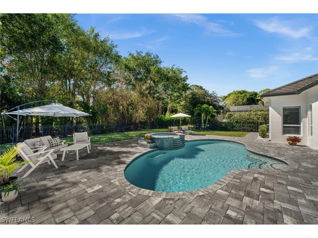985 Spanish Moss Trail Naples FL 34108 226005138 image35