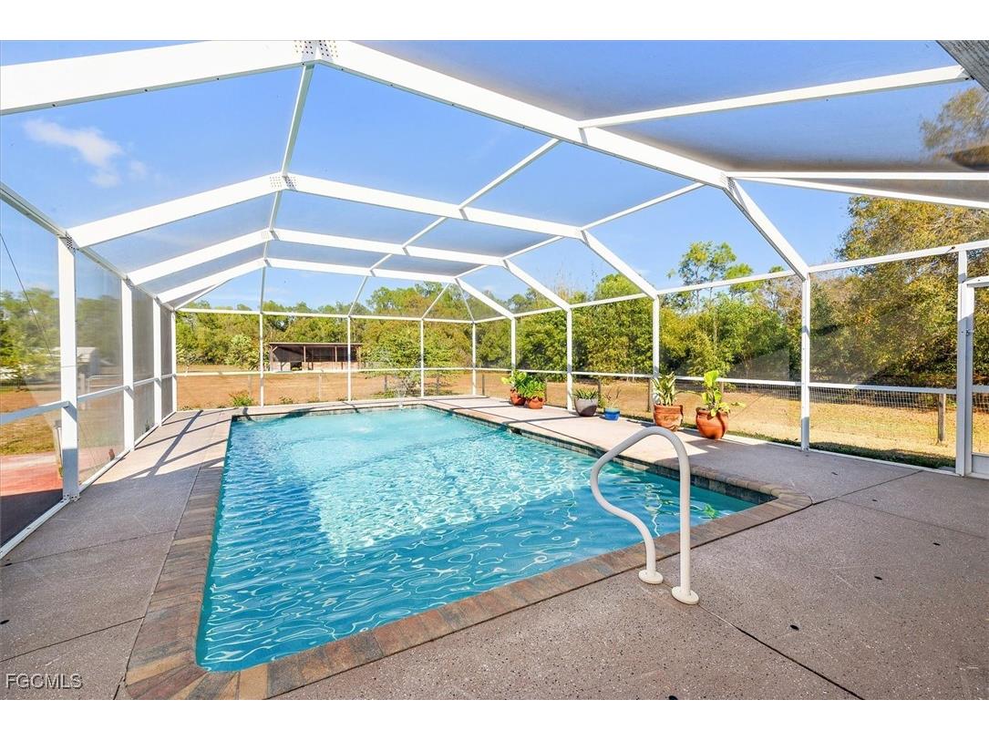 9851 Merle Drive North Fort Myers FL 33917 2026001186 image7