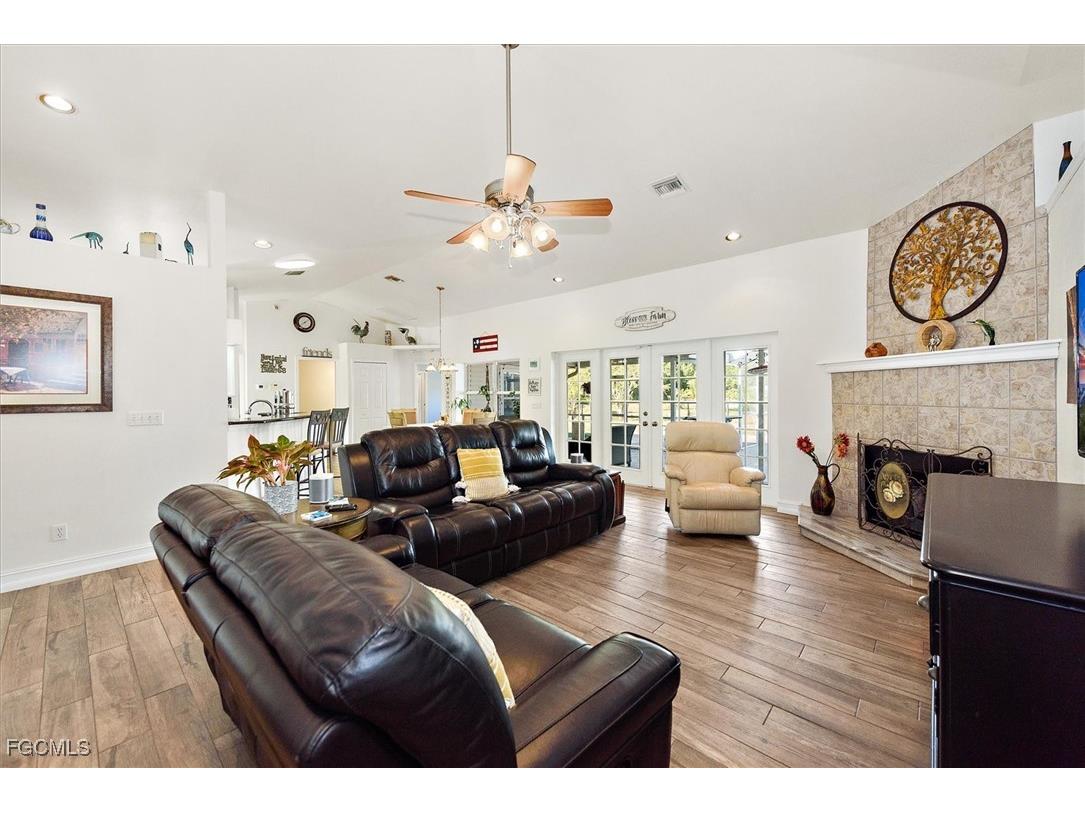 9851 Merle Drive North Fort Myers FL 33917 2026001186 image8