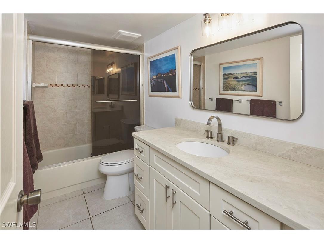 9856 Luna Circle #A104 Naples FL 34109 226012550 image12