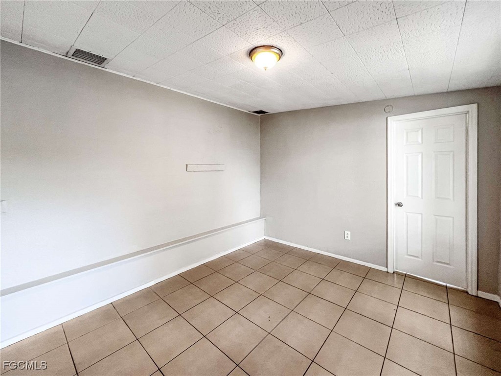 9861 Orange River Boulevard #01 Fort Myers FL 33905 2025016082 image14