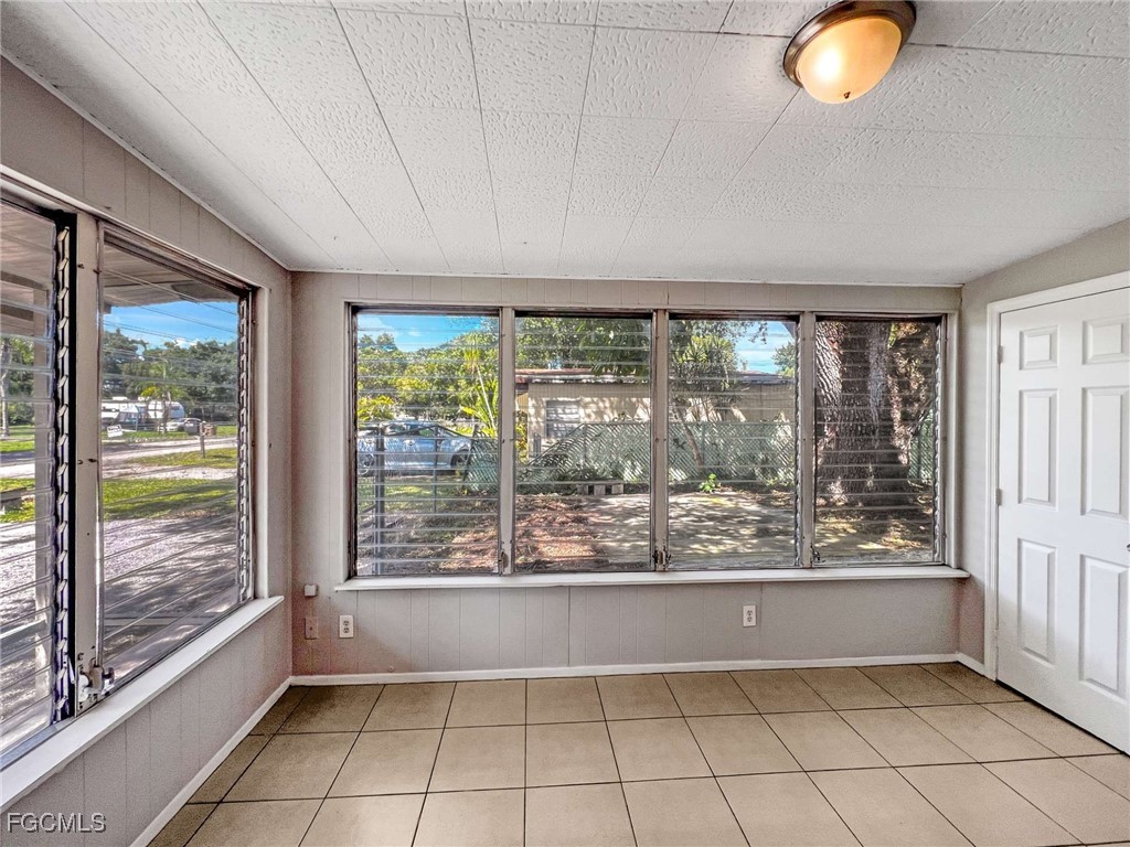 9861 Orange River Boulevard #01 Fort Myers FL 33905 2025016082 image33