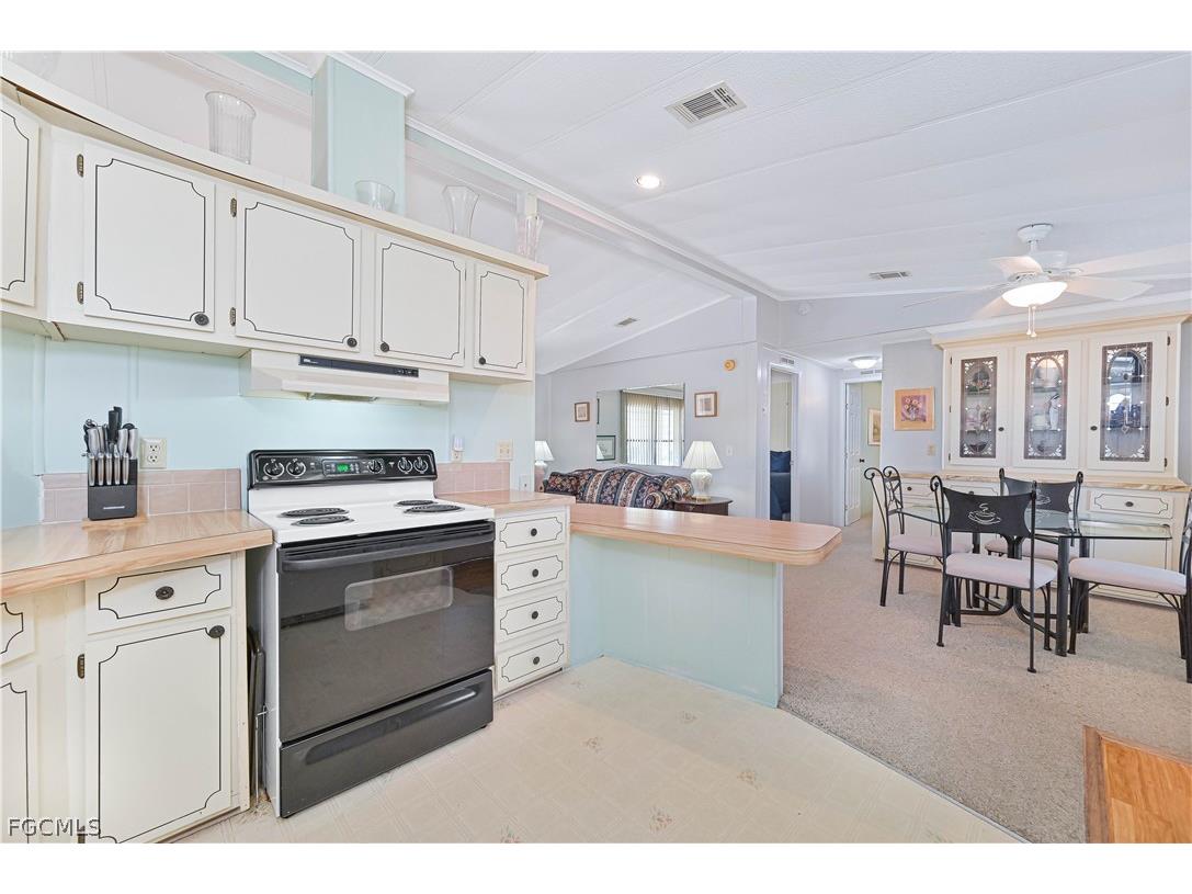 9867 Sugarberry Way Fort Myers FL 33905 2026008845 image12