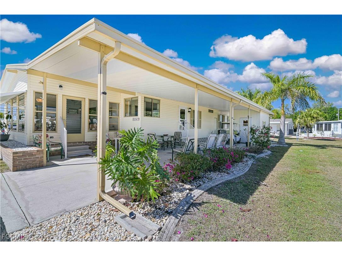 9867 Sugarberry Way Fort Myers FL 33905 2026008845 image3