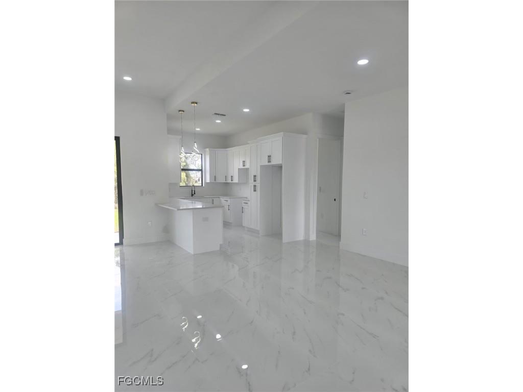 987 Edgerton Avenue Lehigh Acres FL 33974 2025015278 image3