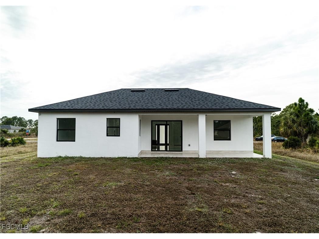 987 Edgerton Avenue Lehigh Acres FL 33974 2026003293 image3