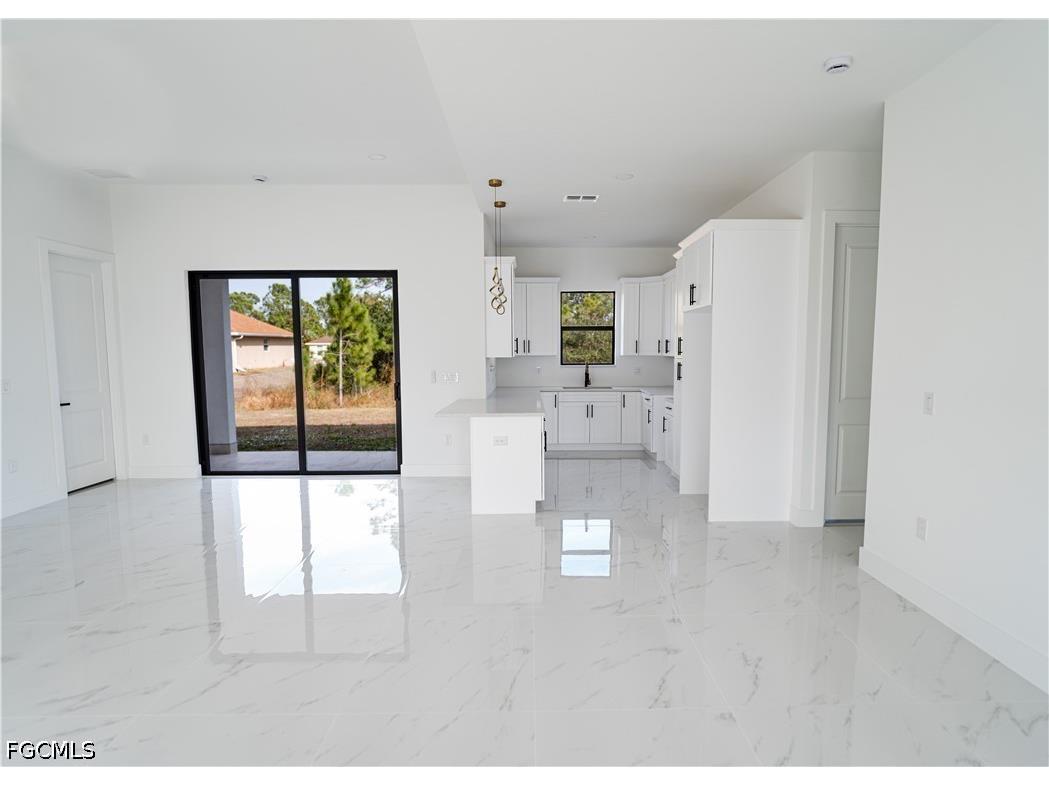 987 Edgerton Avenue Lehigh Acres FL 33974 2026023606 image5