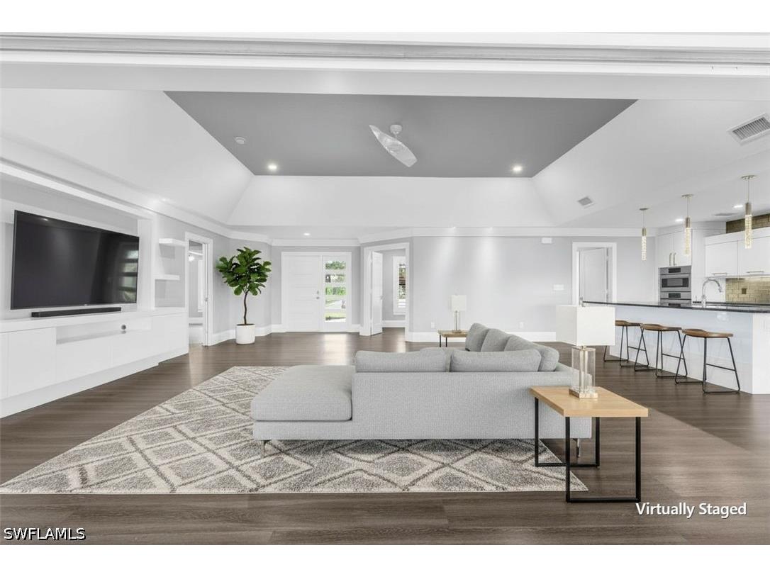 9882 Campbell Circle Naples FL 34109 226019399 image4
