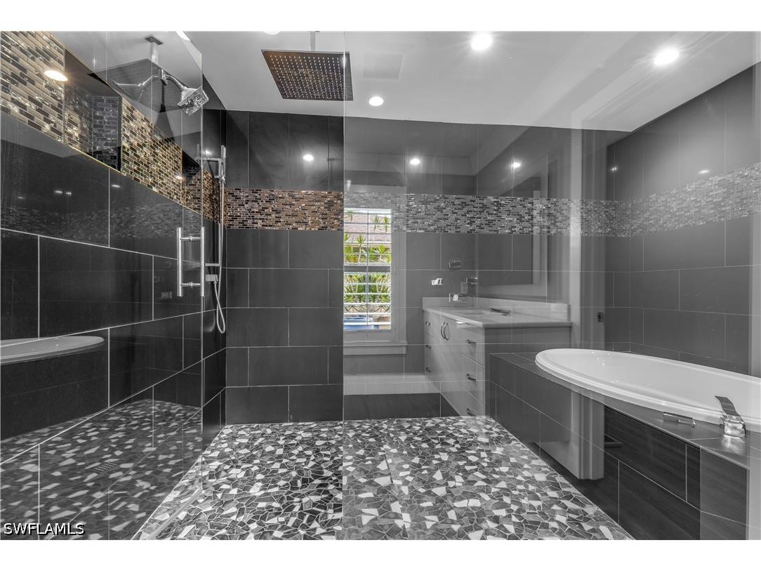 9882 Campbell Circle Naples FL 34109 226019399 image9