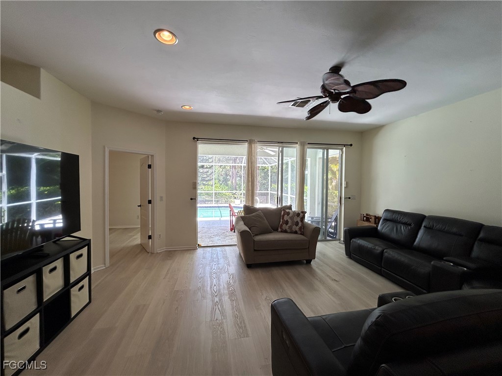 9894 Colonial Walk N Estero FL 33928 2025004712 image12