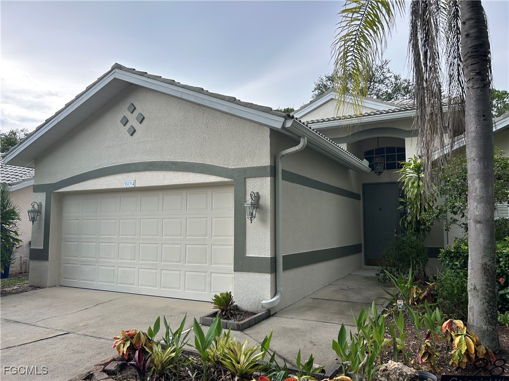 9894 Colonial Walk N Estero FL 33928 2025004712 image3