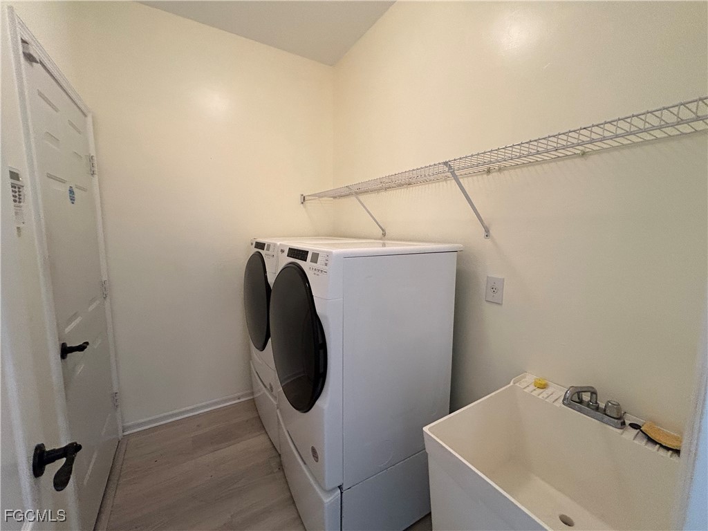 9894 Colonial Walk N Estero FL 33928 2025004712 image37