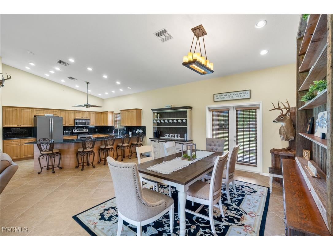 99 Trader Road Labelle FL 33935 2025004818 image10