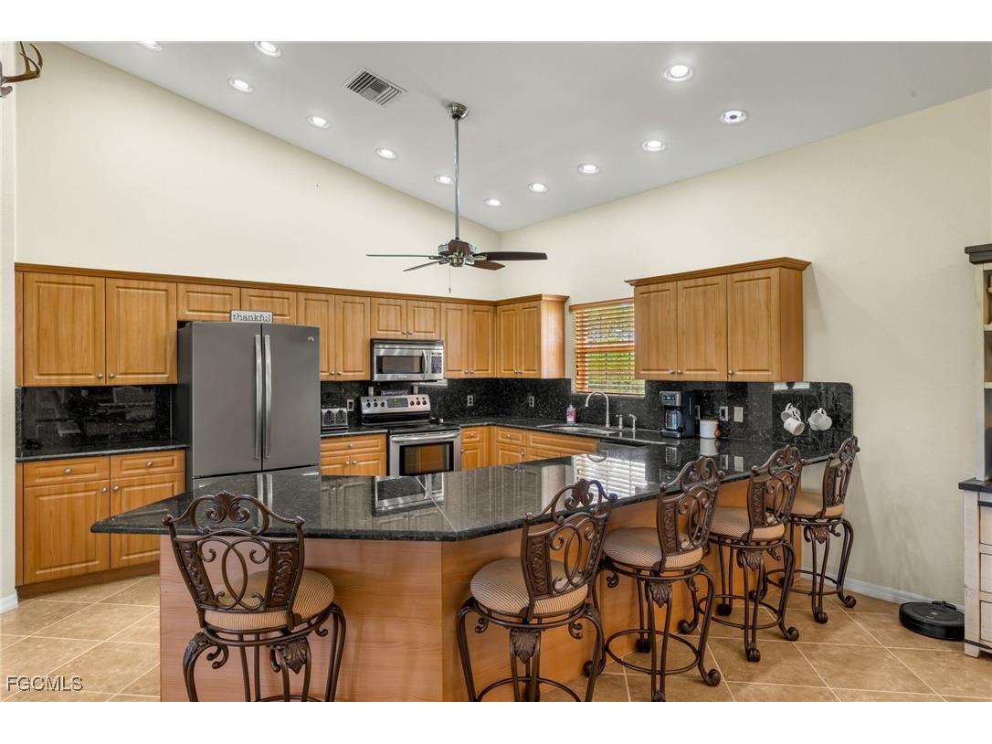 99 Trader Road Labelle FL 33935 2025004818 image11