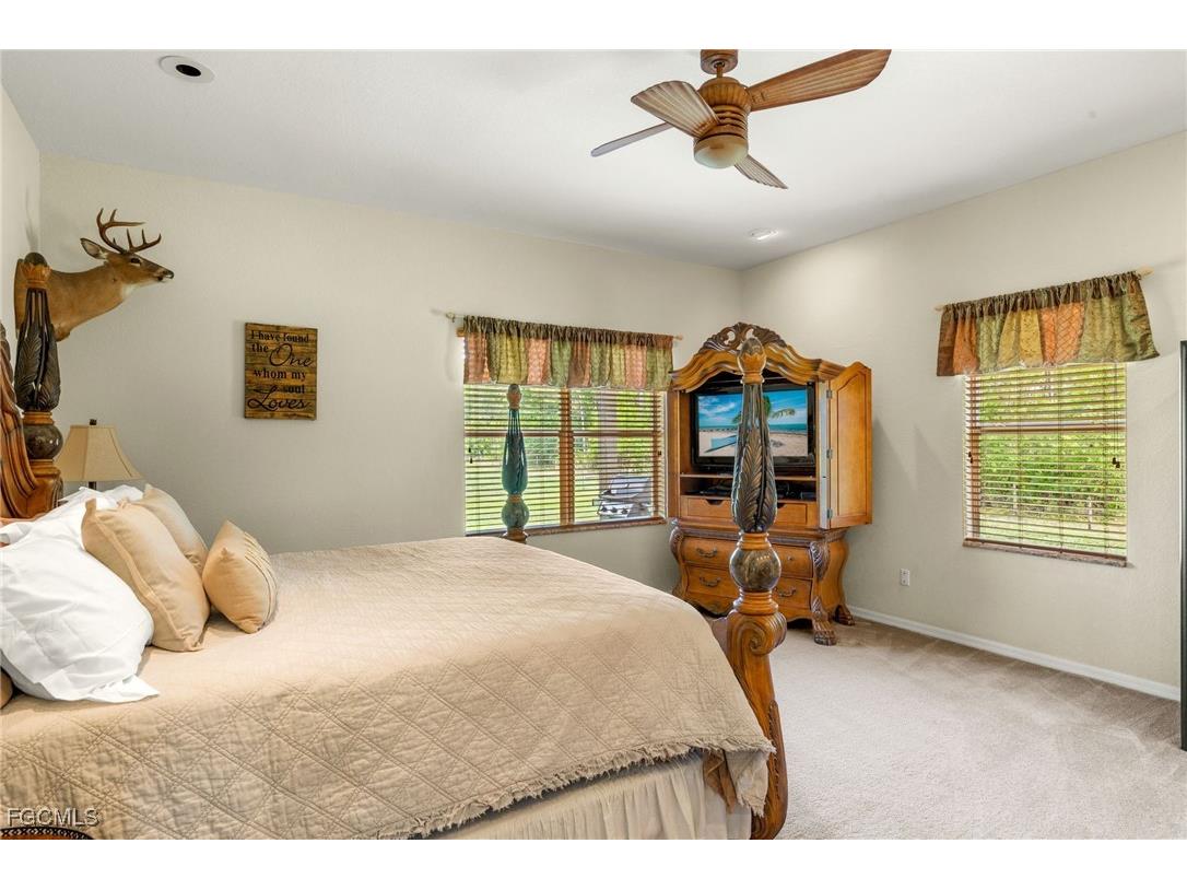 99 Trader Road Labelle FL 33935 2025004818 image15