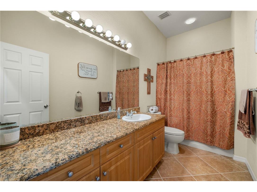 99 Trader Road Labelle FL 33935 2025004818 image21