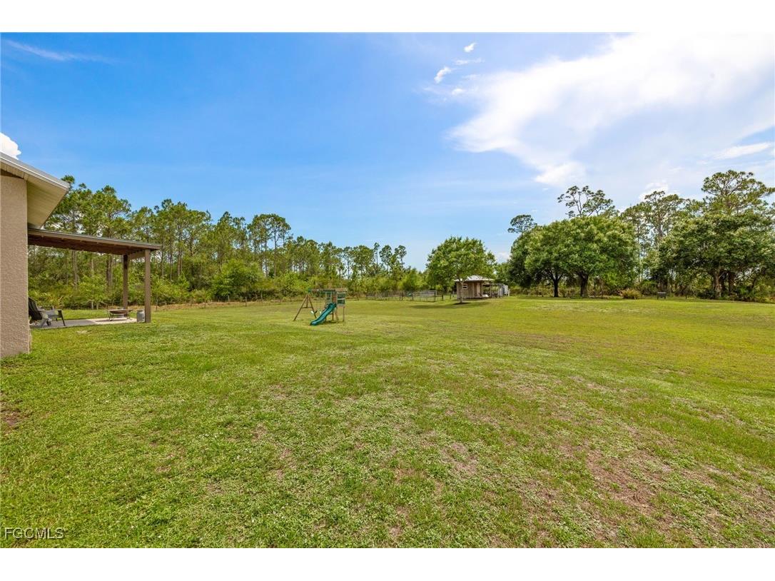 99 Trader Road Labelle FL 33935 2025004818 image23