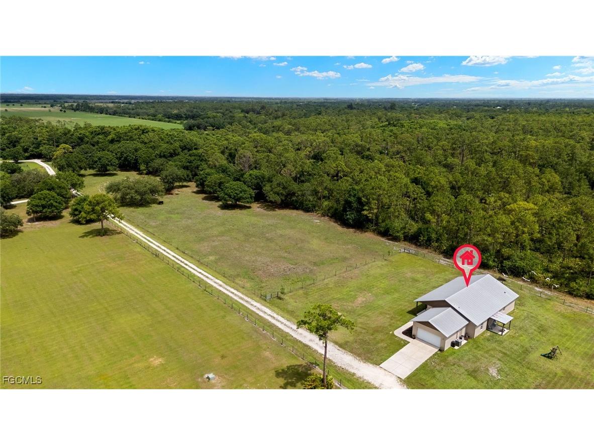 99 Trader Road Labelle FL 33935 2025004818 image42