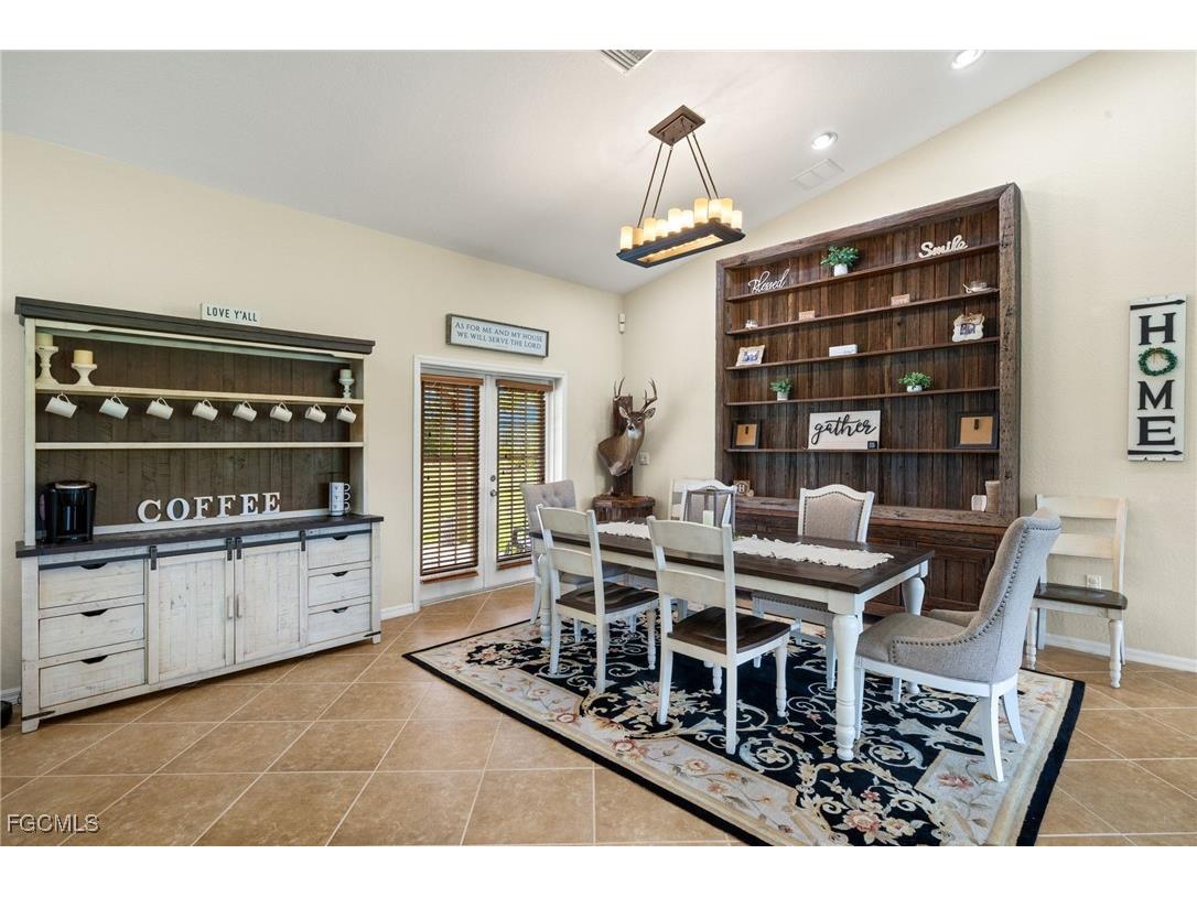 99 Trader Road Labelle FL 33935 2025004818 image8