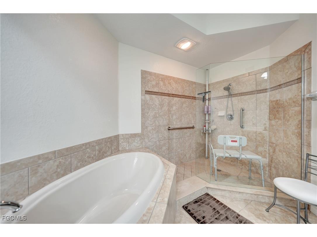 99 Vivante Boulevard #412 Punta Gorda FL 33950 2025018145 image22