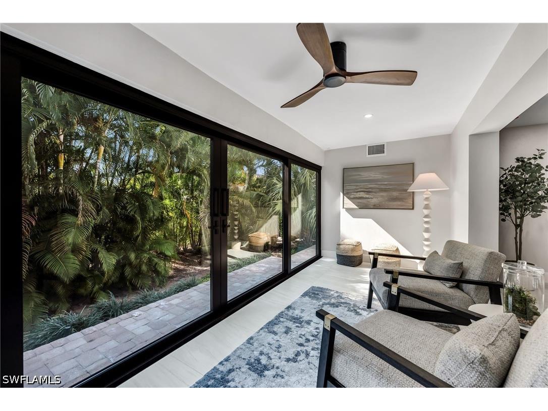 990 8th Street S #1C Naples FL 34102 226013364 image8